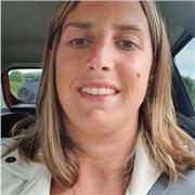 Professeur d'anglais niveau primaire secondaire . Ayant travaillé pendant 4 à Londres je serais ravie d'aider votre enfant en Ang